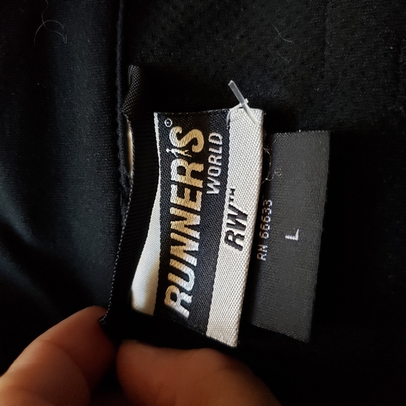 Runner's World Windstopper Size L - Picture 8 of 10